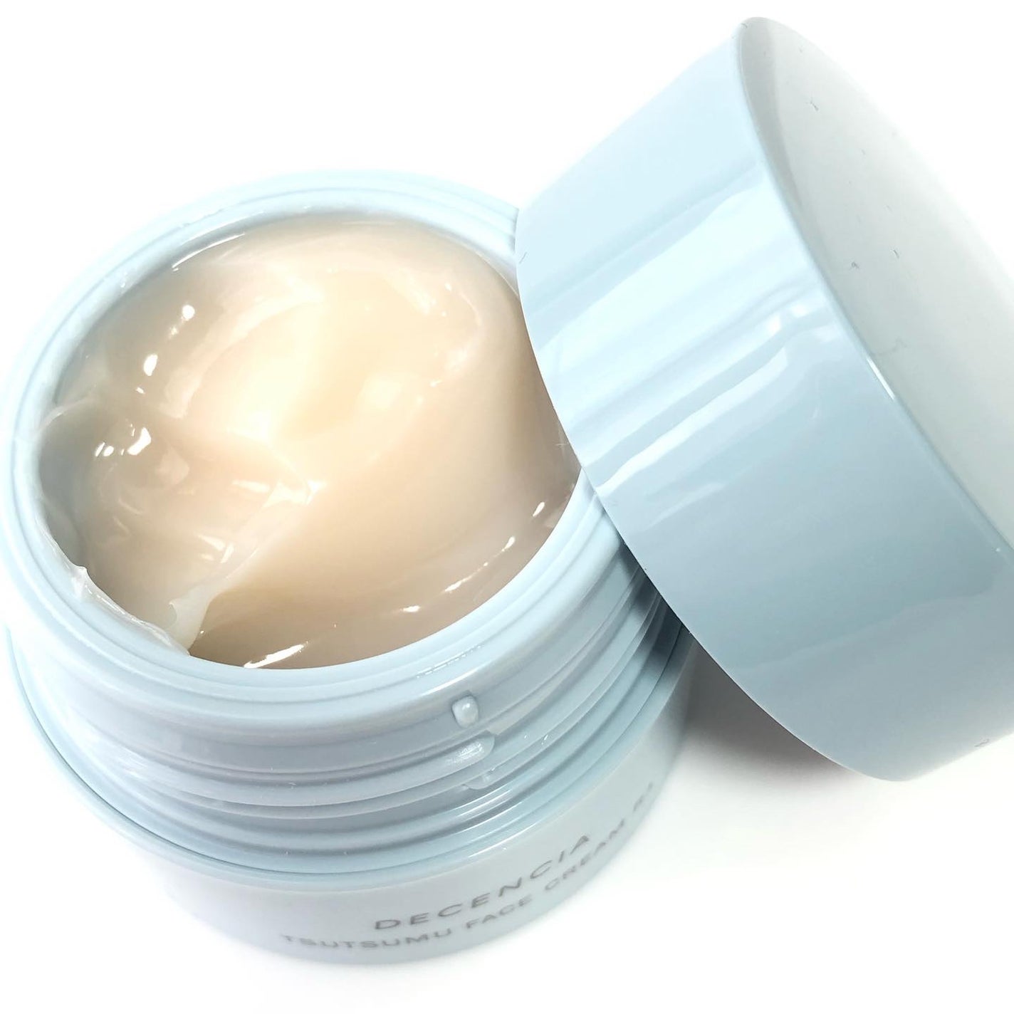 ディセンシア つつむ フェイスクリーム R1/DECENCIA/フェイスクリームを使ったクチコミ(2枚目)