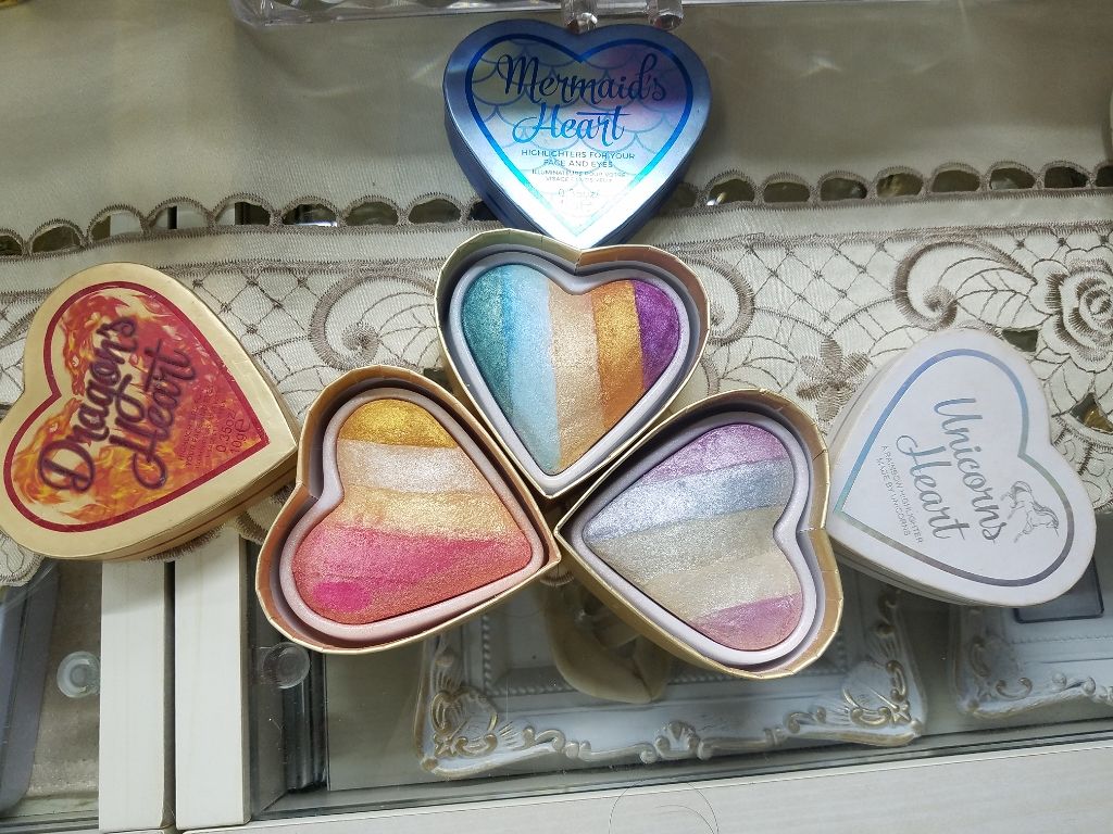 ハートハイライター マーメイドハート/MAKEUP REVOLUTION/パウダーハイライトを使ったクチコミ（1枚目）