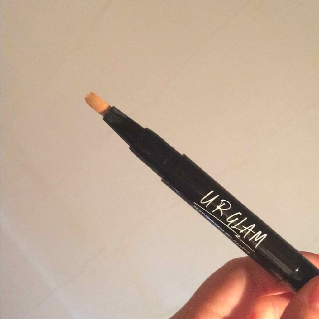 UR GLAM COVER&HIGHLIGHT CONCEALER/U R GLAM/リキッドコンシーラーを使ったクチコミ(2枚目)