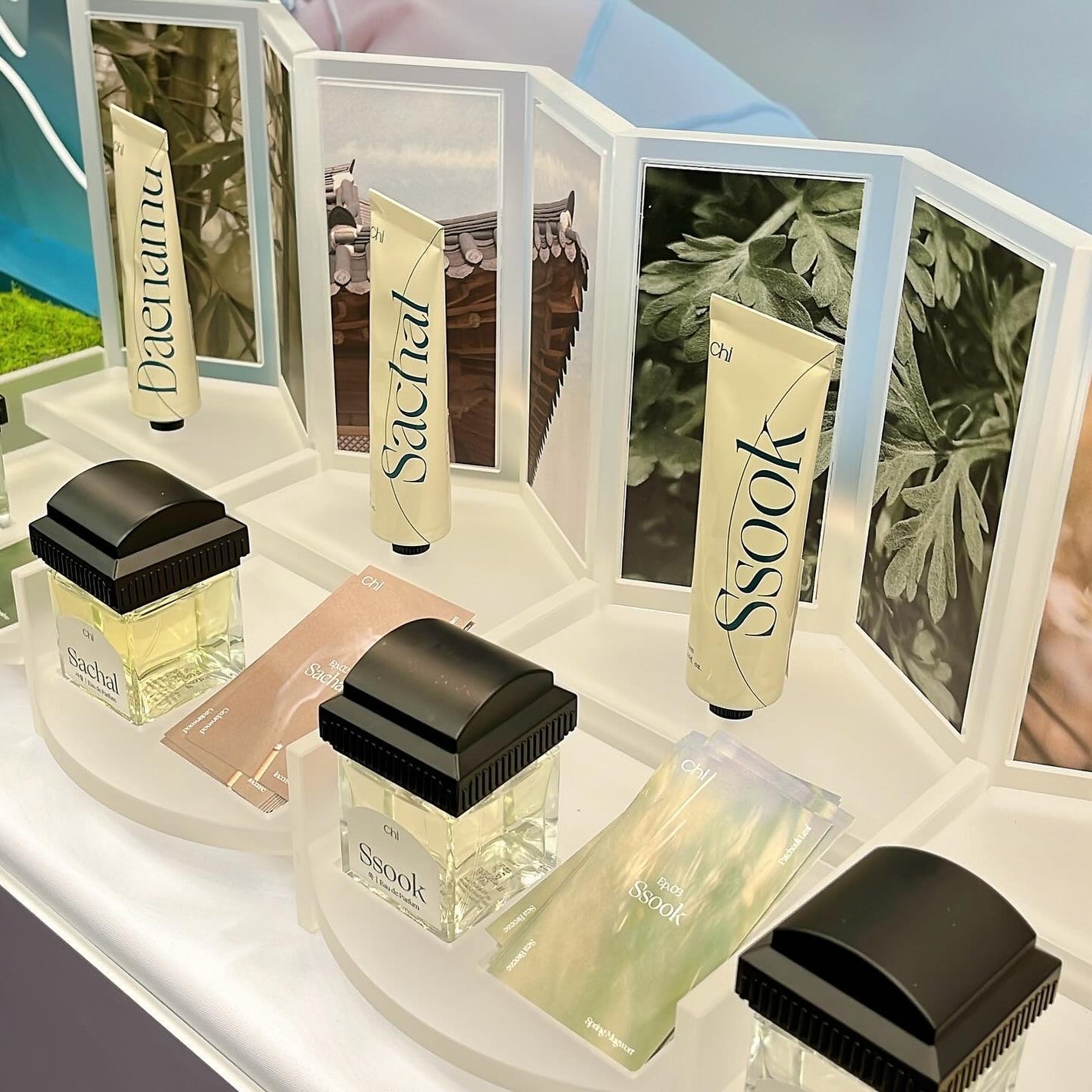 Haruka on LIPS 「韓国香水大豊作!ロフトのKコスフェスにいってきたよ〜ヘアケアブ..」(2枚目)