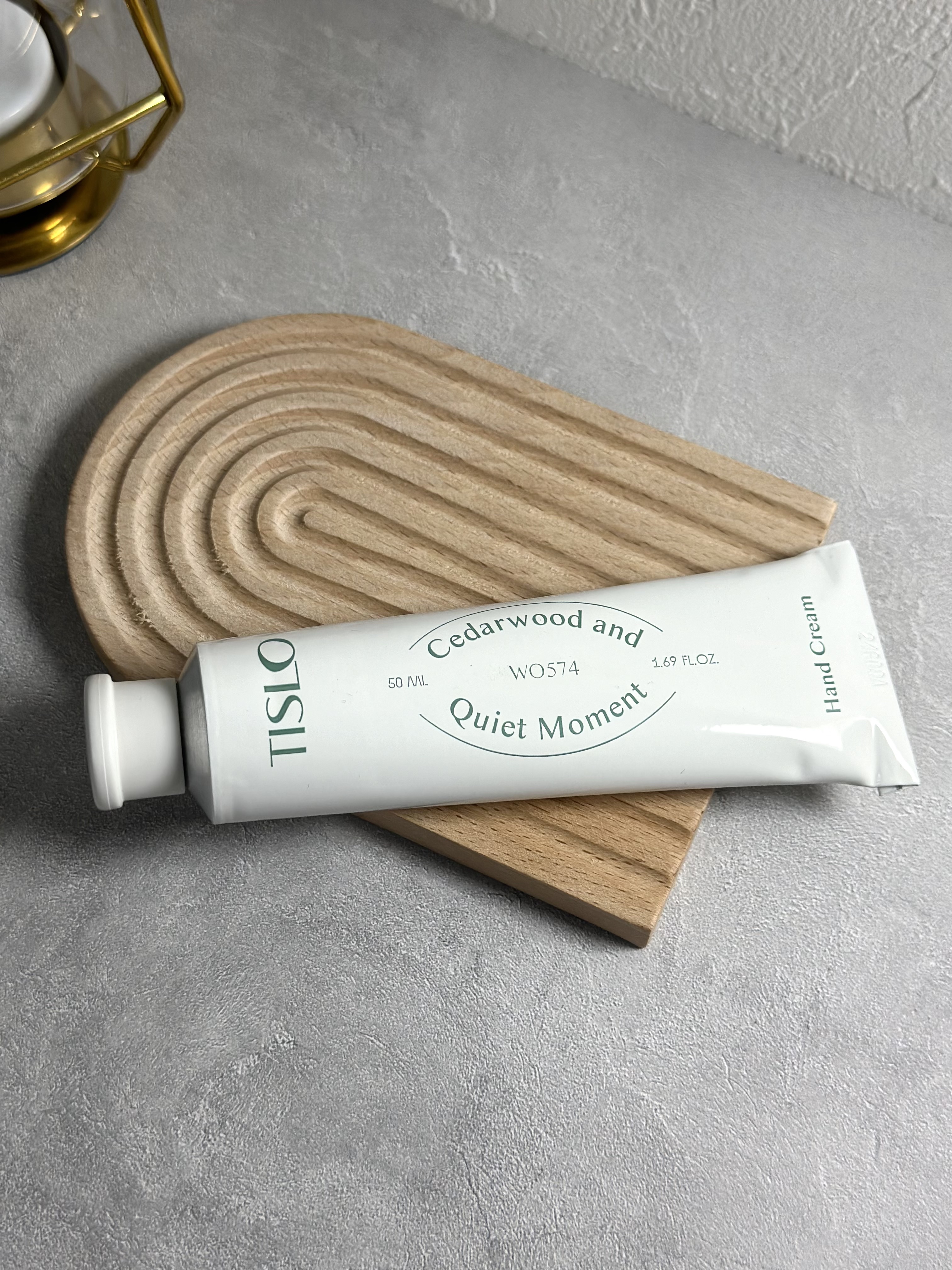 Cedarwood and Quiet Moment/Hand Cream/TISLO/ハンドクリームを使ったクチコミ（3枚目）