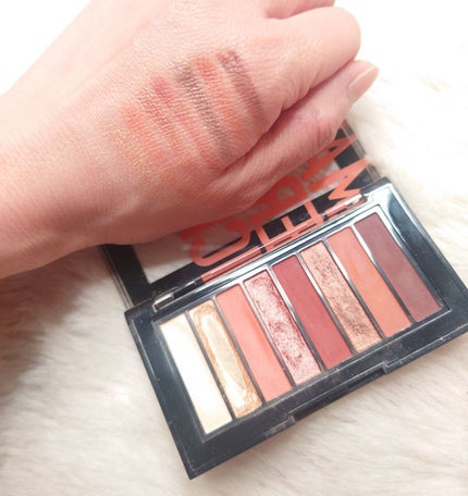 カラーステイ ルックス ブック パレット 930 マーベリック/REVLON/アイシャドウパレットの画像