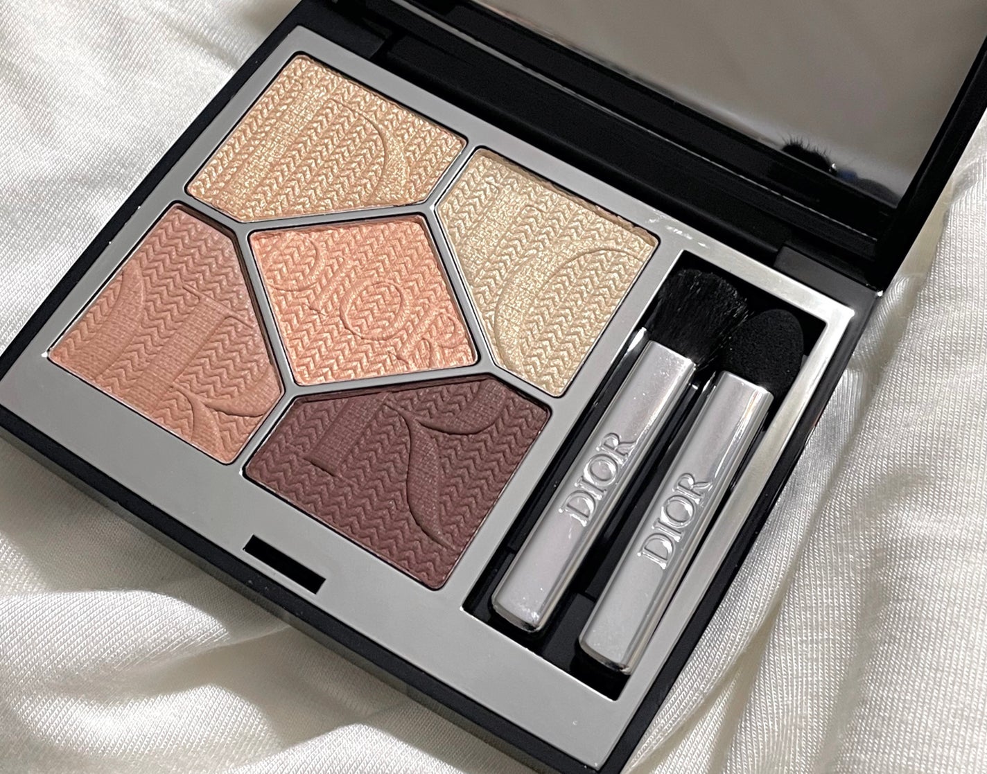 サンク クルール クチュール(フォール コレクション 2023 数量限定品)/Dior/アイシャドウを使ったクチコミ(1枚目)