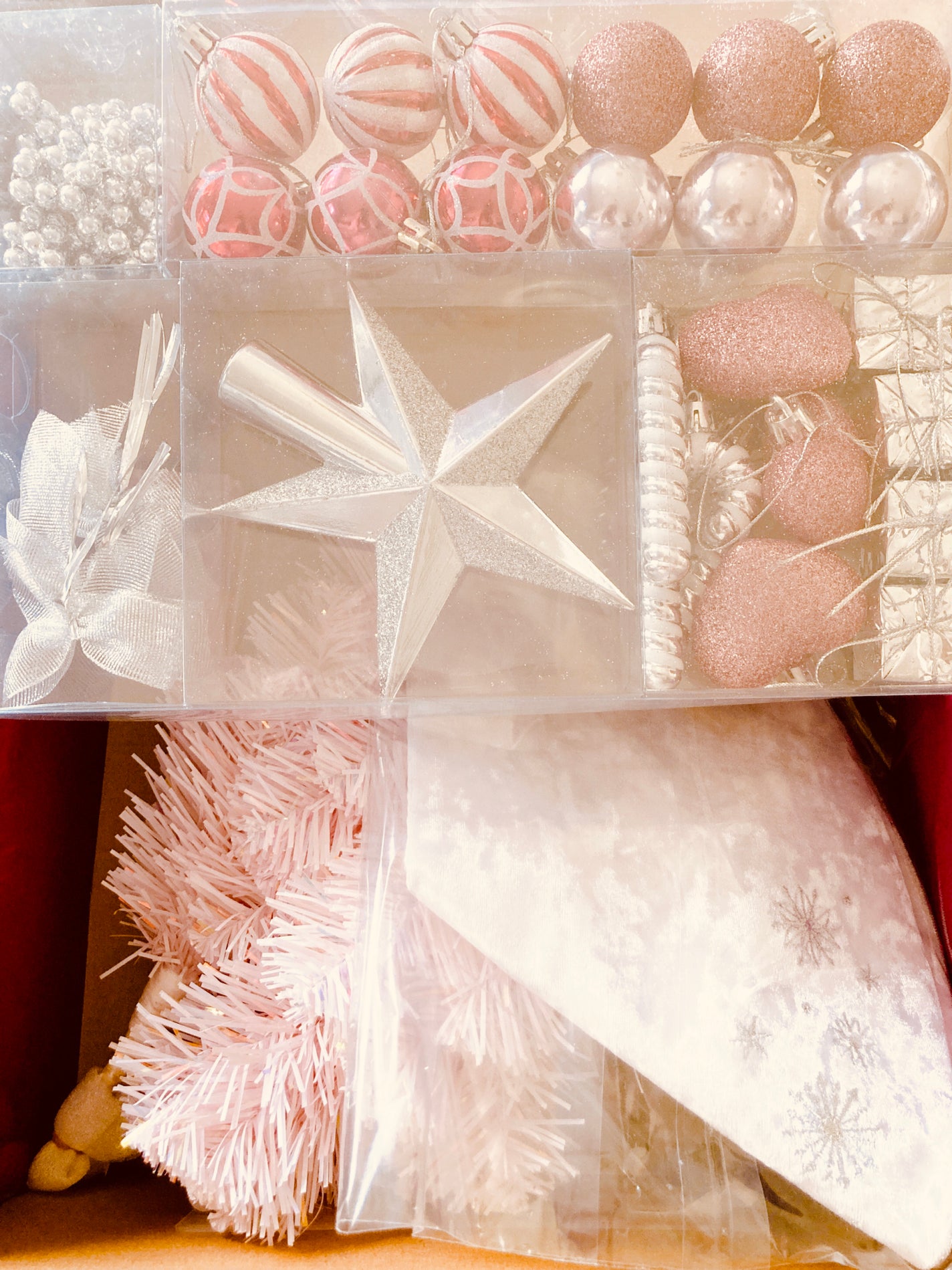 メグ on LIPS 「#クリスマス準備はじめましたFrancfrancクリスマスツリ..」(3枚目)