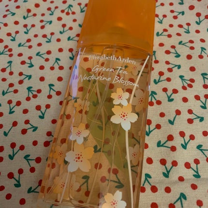 グリーンティネクタリンブロッサム/エリザベス アーデン(海外)/香水(レディース)を使ったクチコミ(2枚目)
