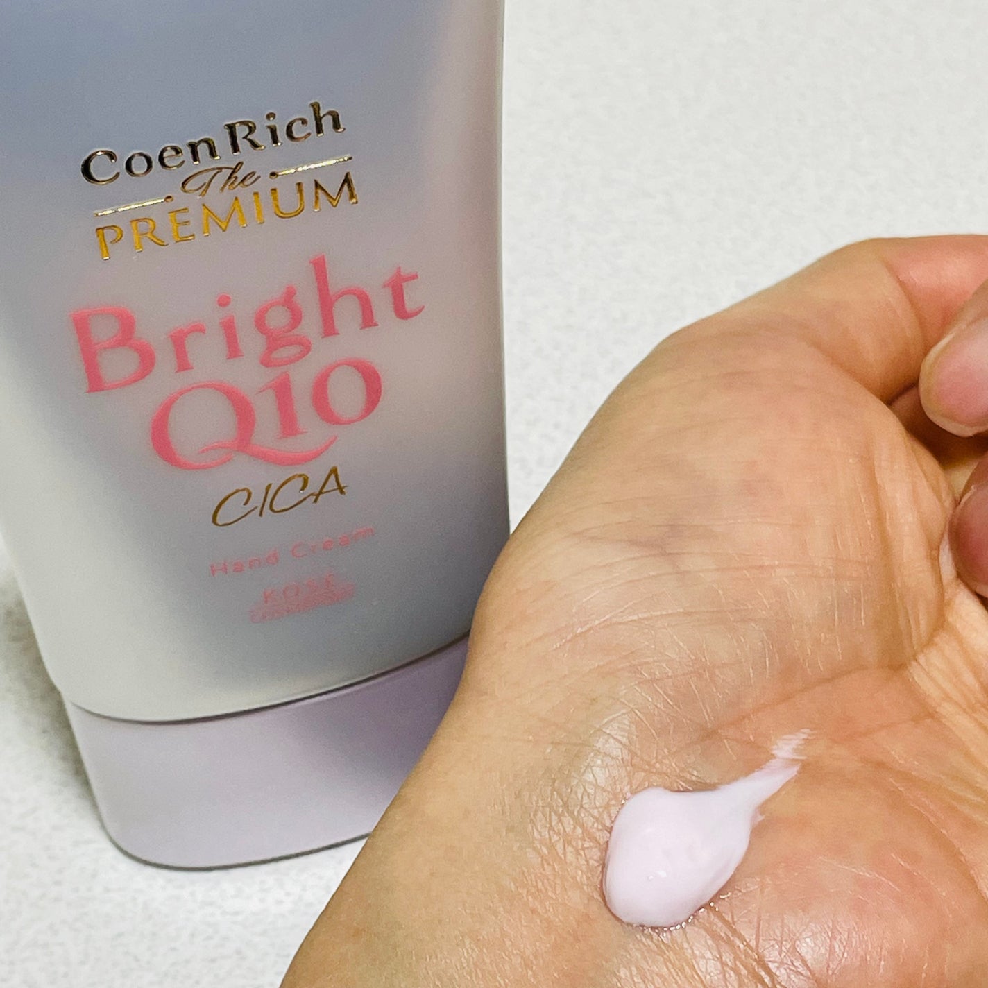 コエンリッチ ザ プレミアム ライトアップ モイストガード ハンドクリーム/コエンリッチQ10/ハンドクリームを使ったクチコミ(5枚目)