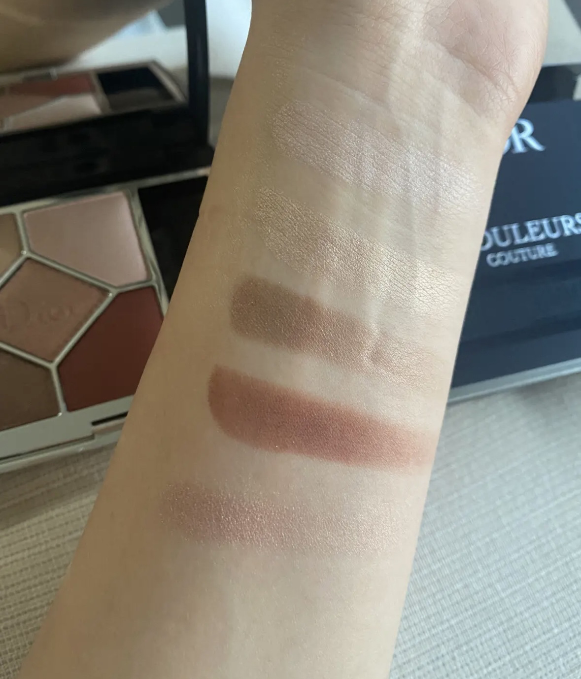 ディオールショウ サンク クルール/Dior/アイシャドウを使ったクチコミ（3枚目）