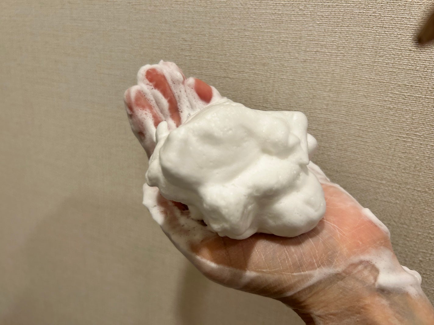 パーフェクトホイップ コラーゲンin/SENKA(専科)/洗顔フォームを使ったクチコミ(2枚目)