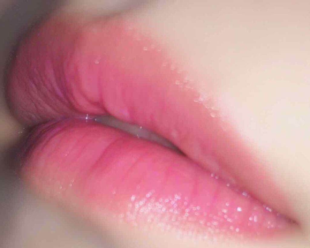 ヴォリュプテ プランプインカラー/YVES SAINT LAURENT BEAUTE/口紅を使ったクチコミ(4枚目)