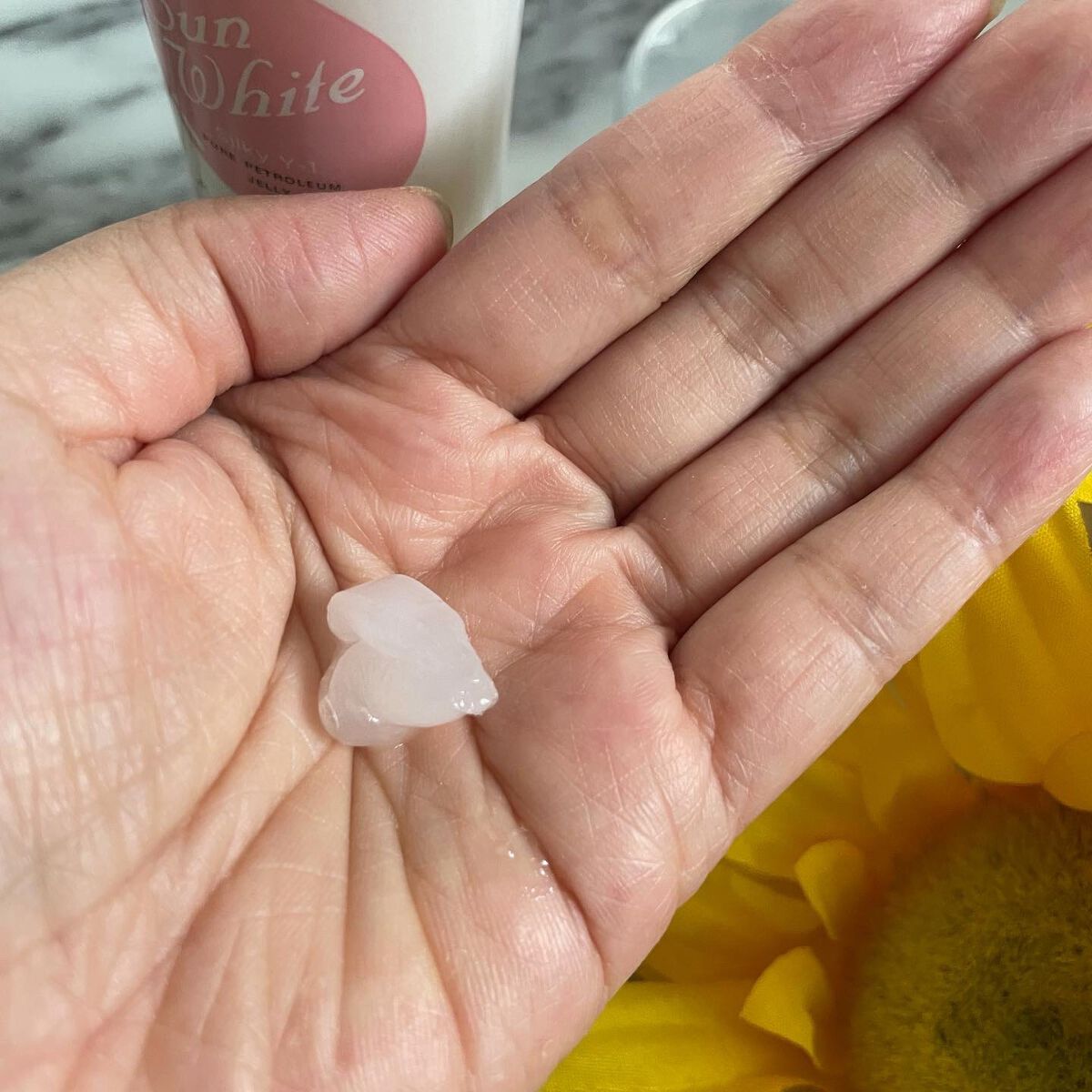 サンホワイトシルキー Y-1/サンホワイト/ボディクリームを使ったクチコミ(2枚目)