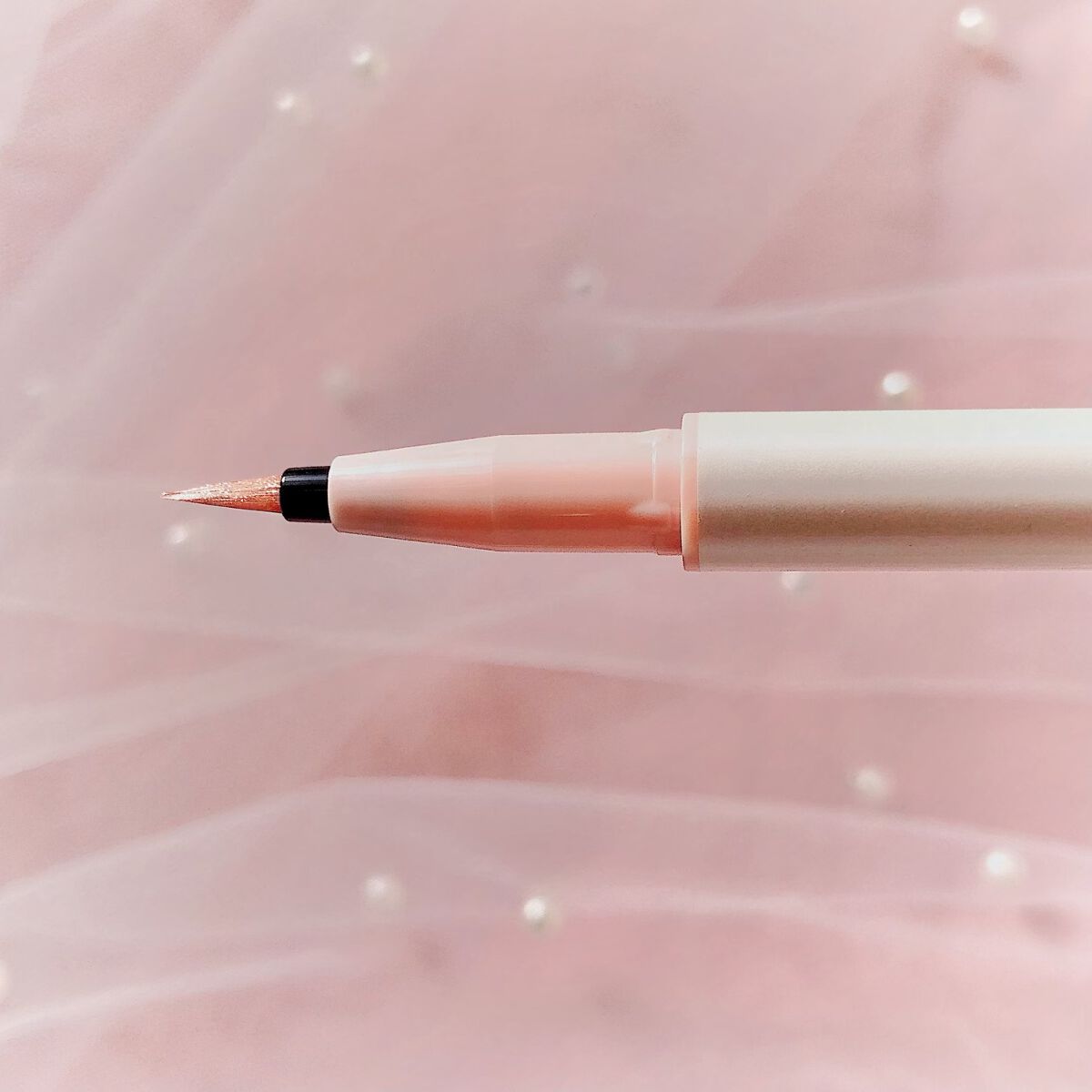 カラーミーツ アイライナーL /リリーフルール/リキッドアイライナーを使ったクチコミ（3枚目）