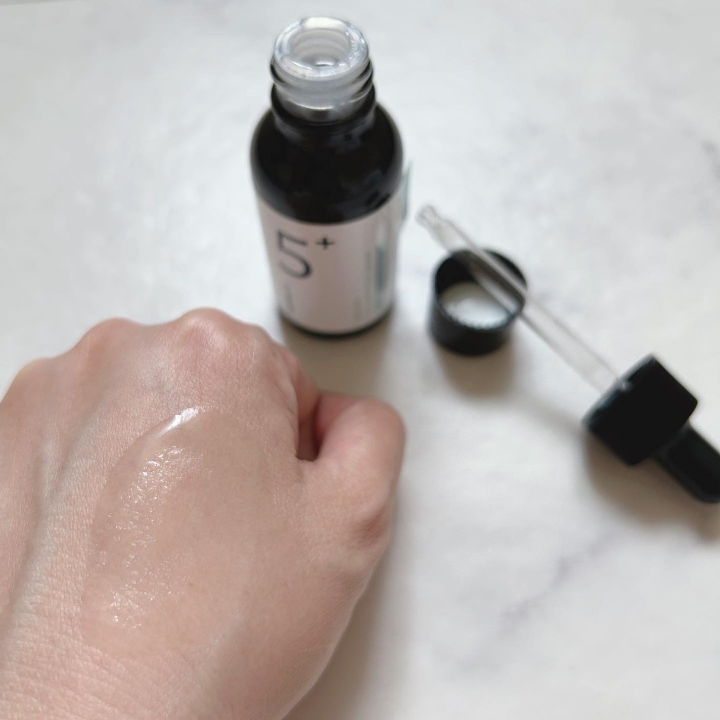 5番 白玉グルタチオンC美容液/numbuzin/美容液を使ったクチコミ(3枚目)