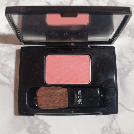 24 ミネラルパウダーチーク/24h cosme/パウダーチークを使ったクチコミ(2枚目)