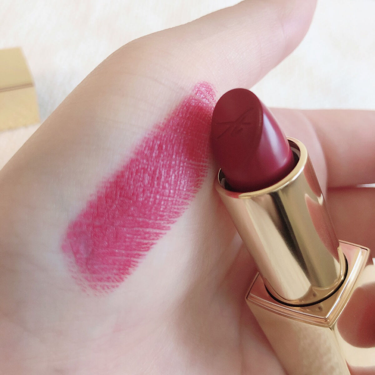 コンスピキュアス リップス 23 ダークチェリーレッド/Amplitude/口紅を使ったクチコミ（2枚目）