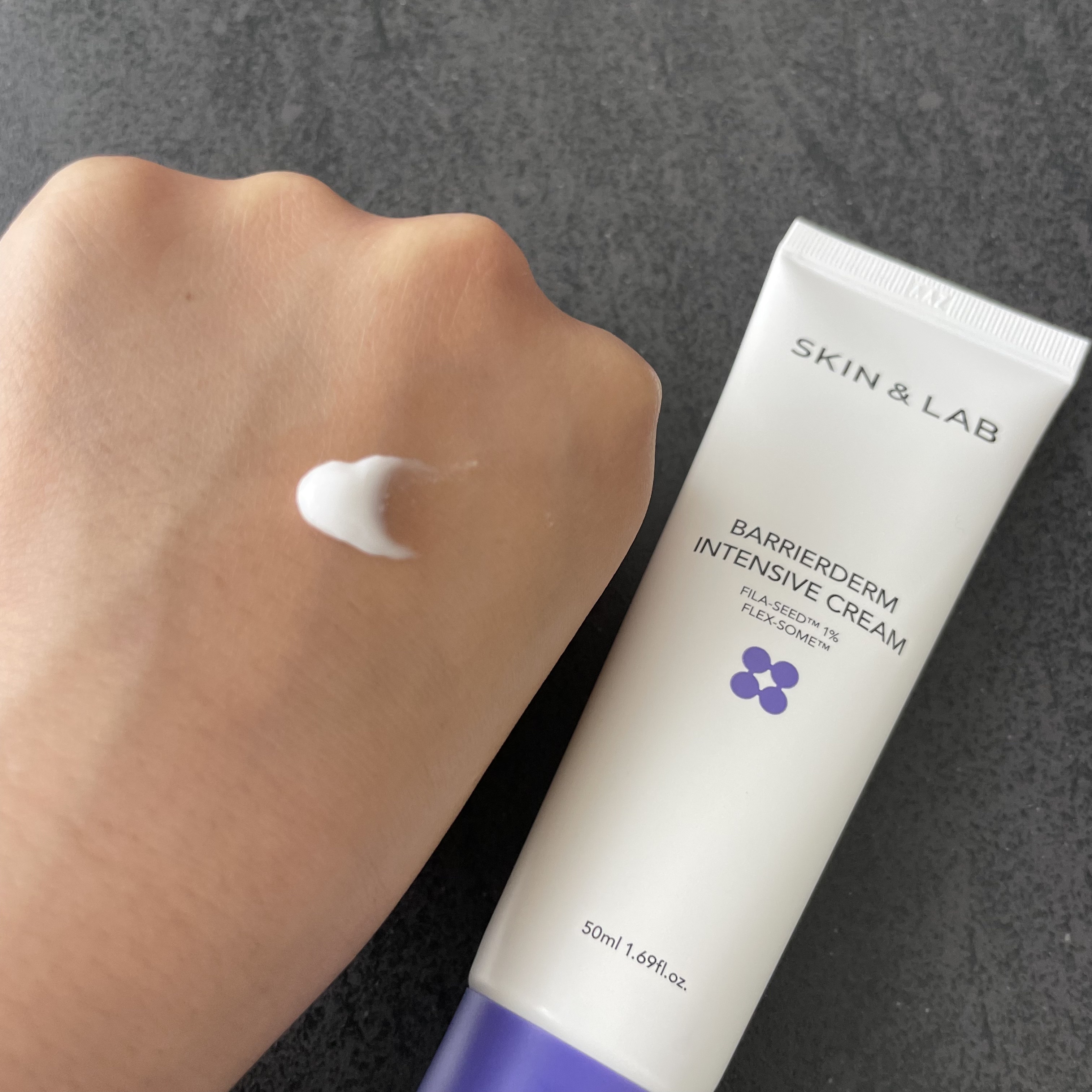 バリアダームモイストクリーム/SKIN&LAB/フェイスクリームを使ったクチコミ（1枚目）