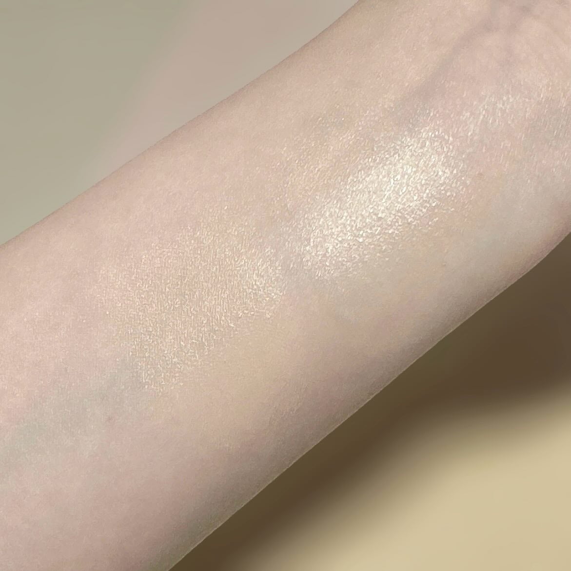 ブリージンググロークッション/Healus/クッションファンデーションを使ったクチコミ(3枚目)