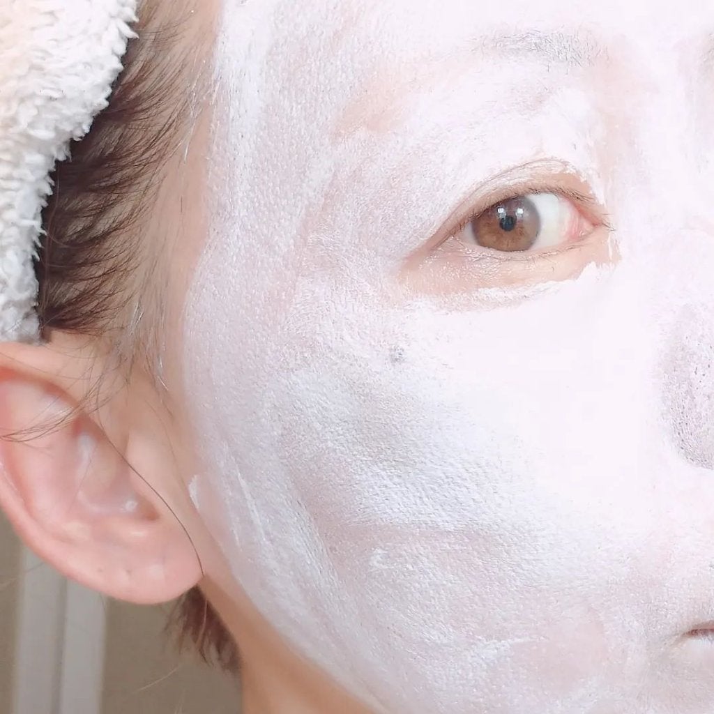 seiko_official on LIPS 「シミ、ポツポツケアに\洗顔と同時に/美白成分がお肌にしっかり浸..」(3枚目)