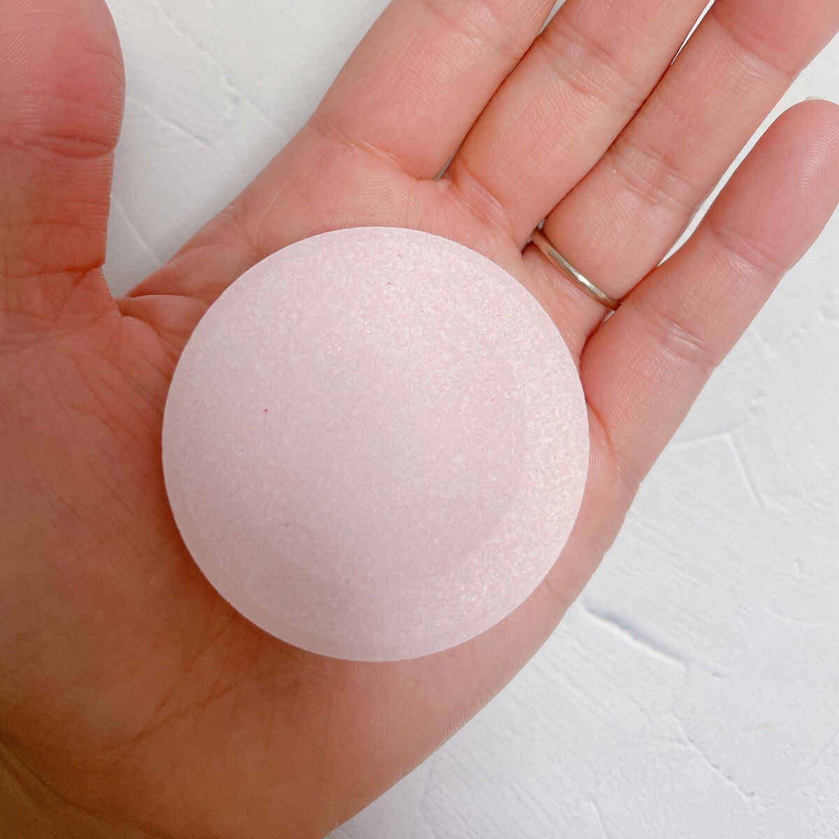 クナイプ スパークリングタブレット サクラの香り/クナイプ/炭酸系入浴剤を使ったクチコミ(2枚目)