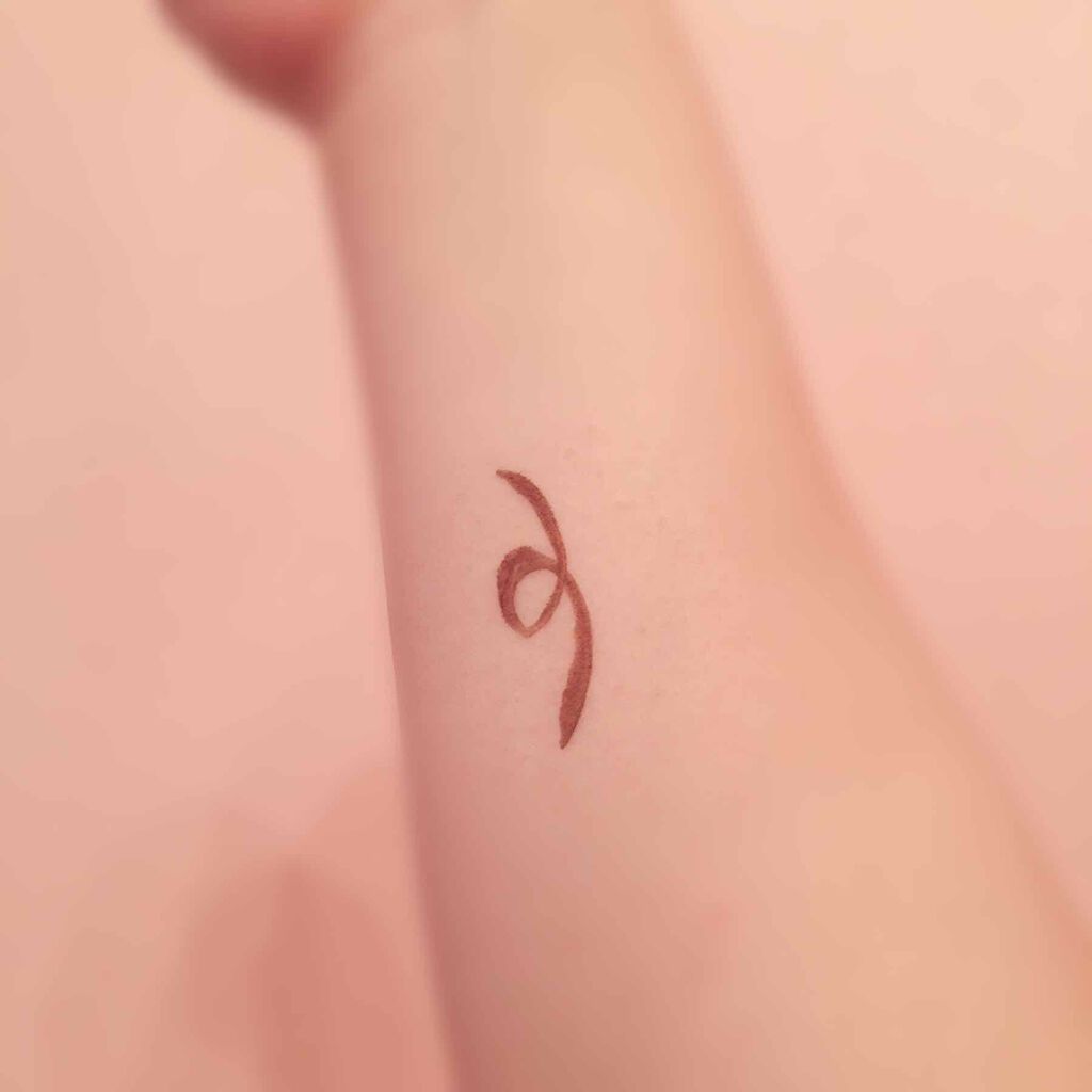 スキルレスライナー/LUMIURGLAS/リキッドアイライナーを使ったクチコミ(2枚目)