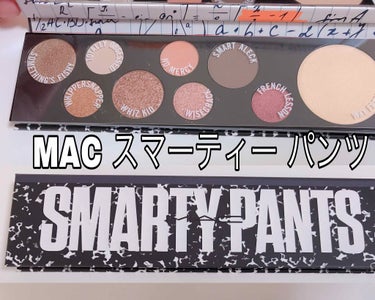 MAC スマーティーパンツ
¥7236(税込)

ラメの赤シャドウが欲しいなぁと思って
ネットを漁ってたら発見‼️
初MACアイシャドウ挑戦しました‼️
届いてスウォッチした瞬間可愛い〜❤️と
テンショ