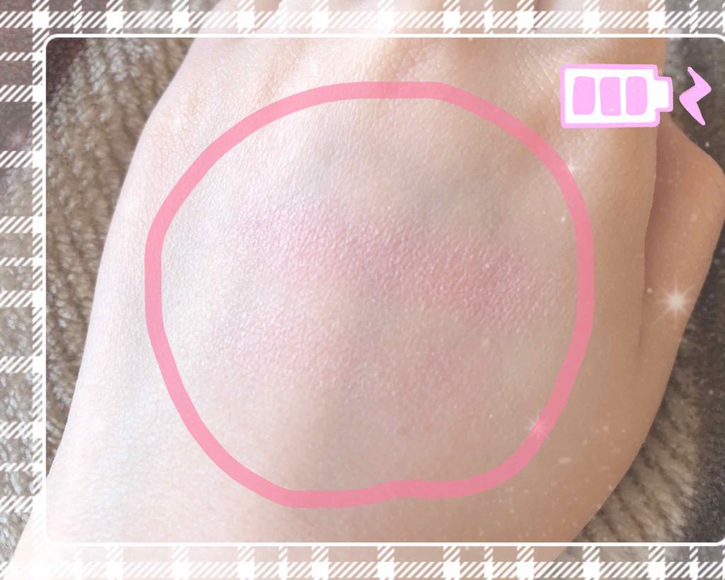 パウダーアイシャドウ ブルーミングキティ/DAISO/アイシャドウパレットを使ったクチコミ（3枚目）