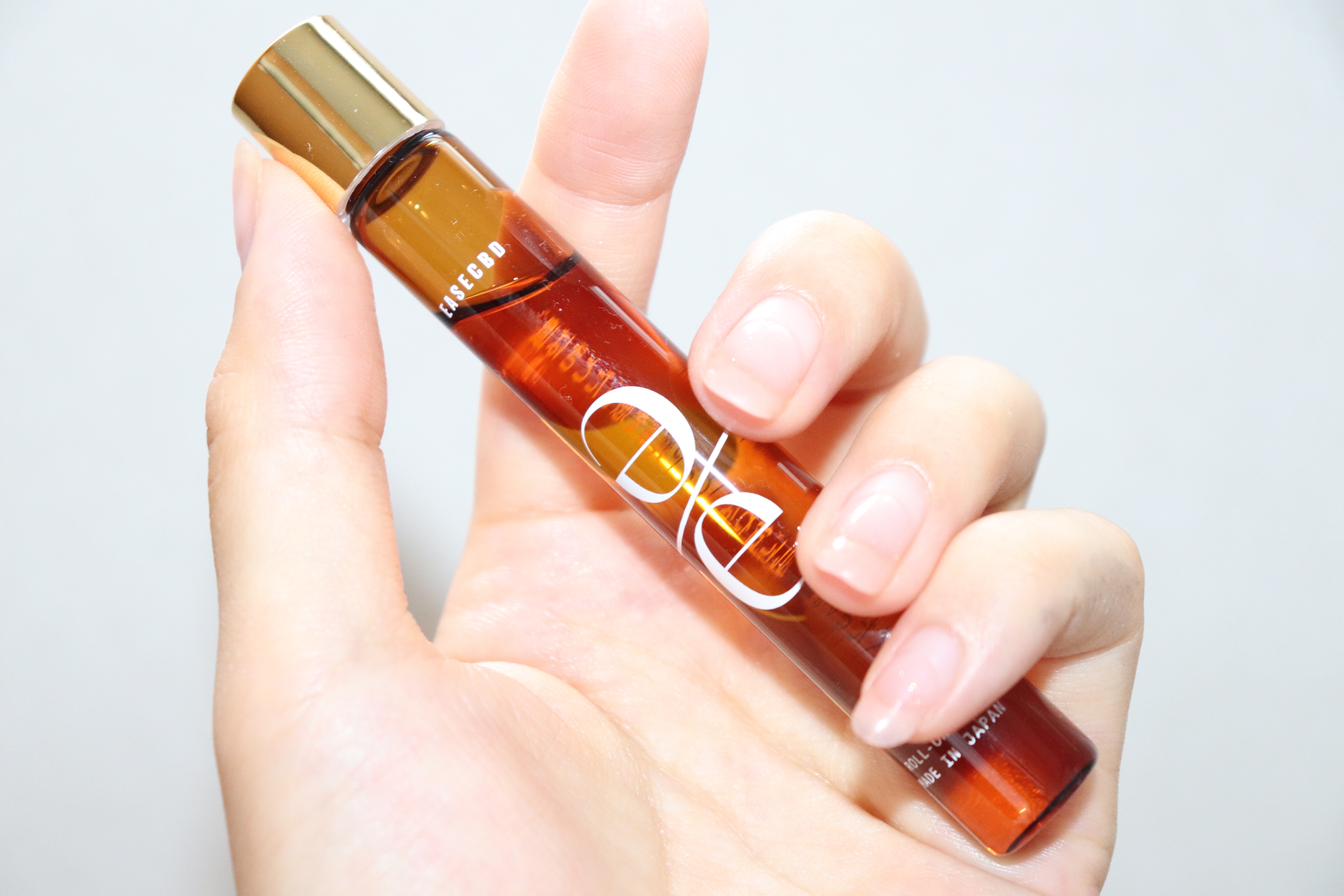 🪞EASECBD CBDオイル リフレッシュミント🪞
#PR


手を汚さなくて伸ばすことができるオイル✋
クルクルすると丁度いい量がでてきて
そこからも手を使わないで使えるからほんとに
手を汚さないし気にならない🙆‍♀️

