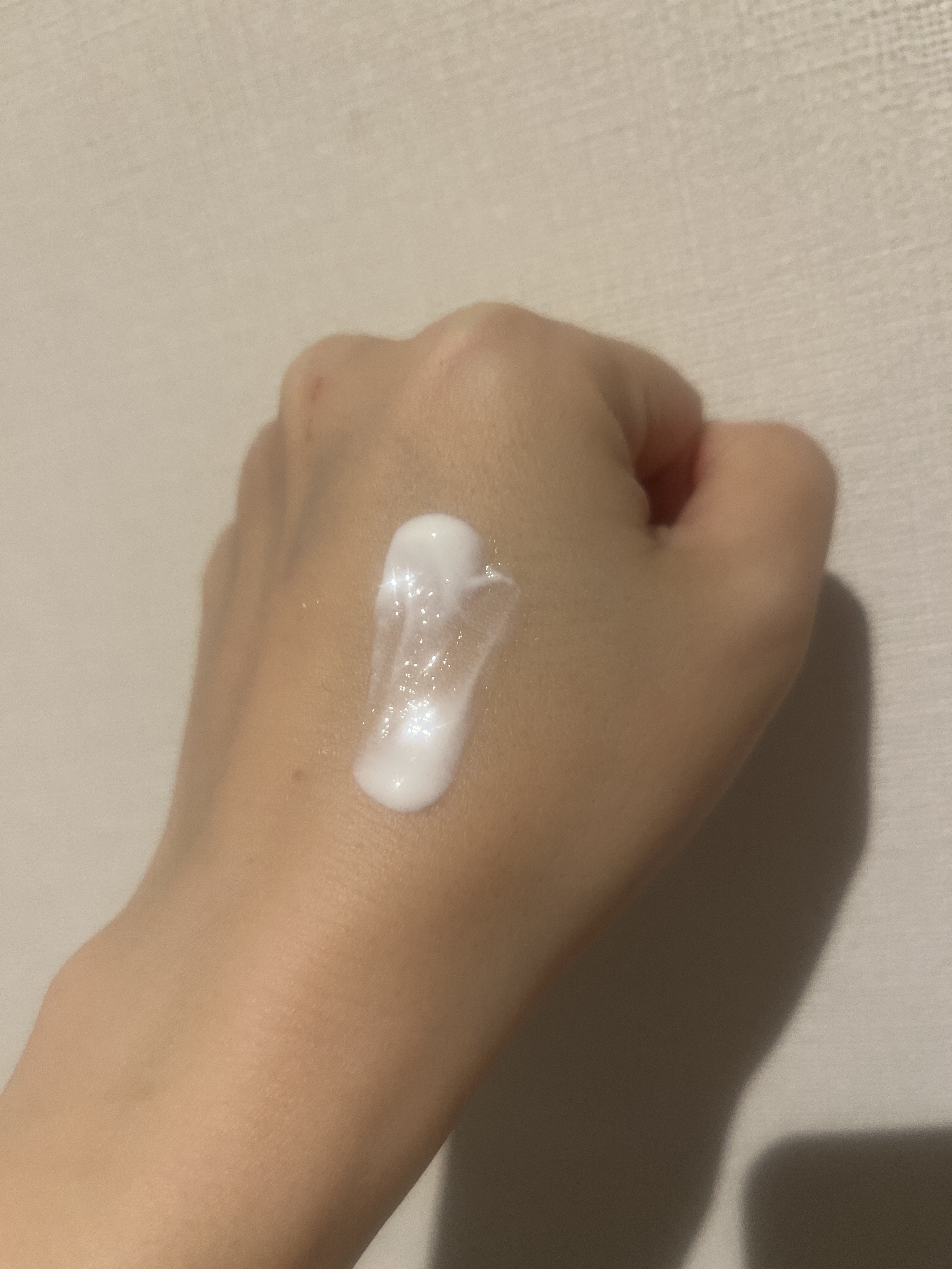 ヒアルーシカ ウォーターフィット サンセラム/SKIN1004/日焼け止めローションを使ったクチコミ（3枚目）