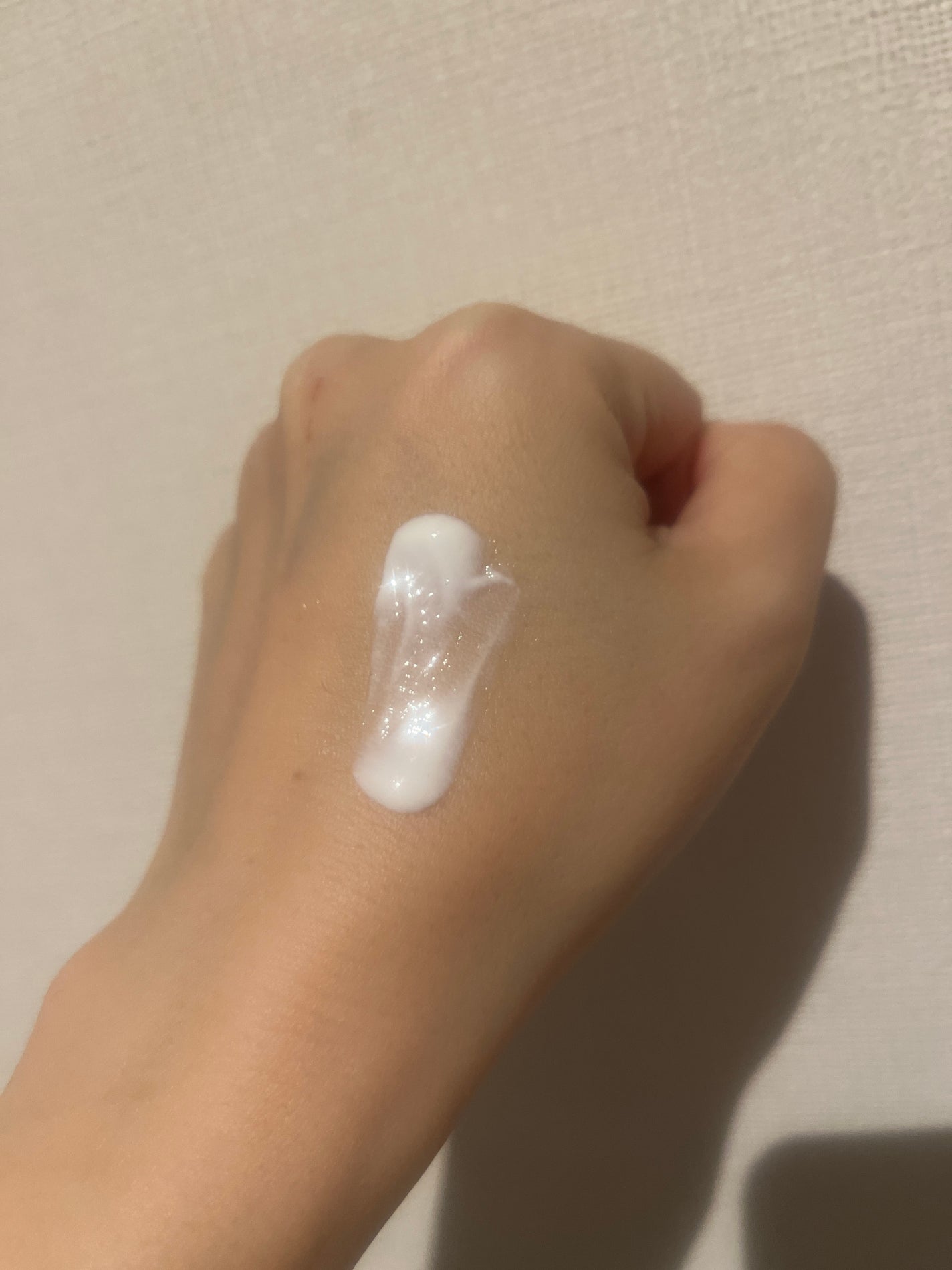 ヒアルーシカ ウォーターフィット サンセラム/SKIN1004/日焼け止めローションを使ったクチコミ(3枚目)