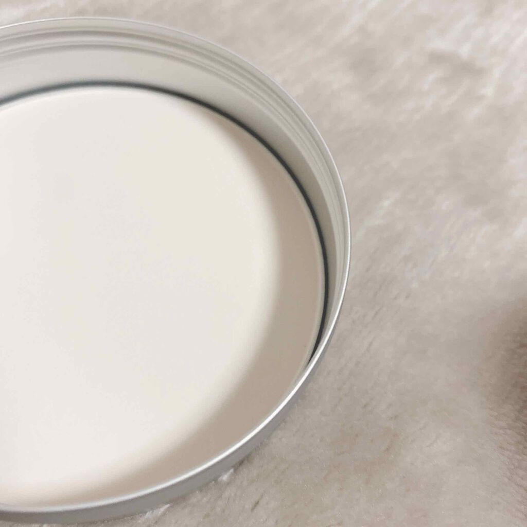 すっぴん ホワイトニングパウダーA/クラブ/プレストパウダーを使ったクチコミ（2枚目）