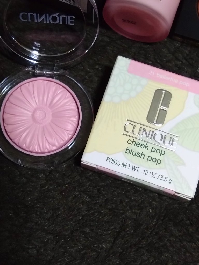 チーク ポップ/CLINIQUE/パウダーチークを使ったクチコミ（3枚目）