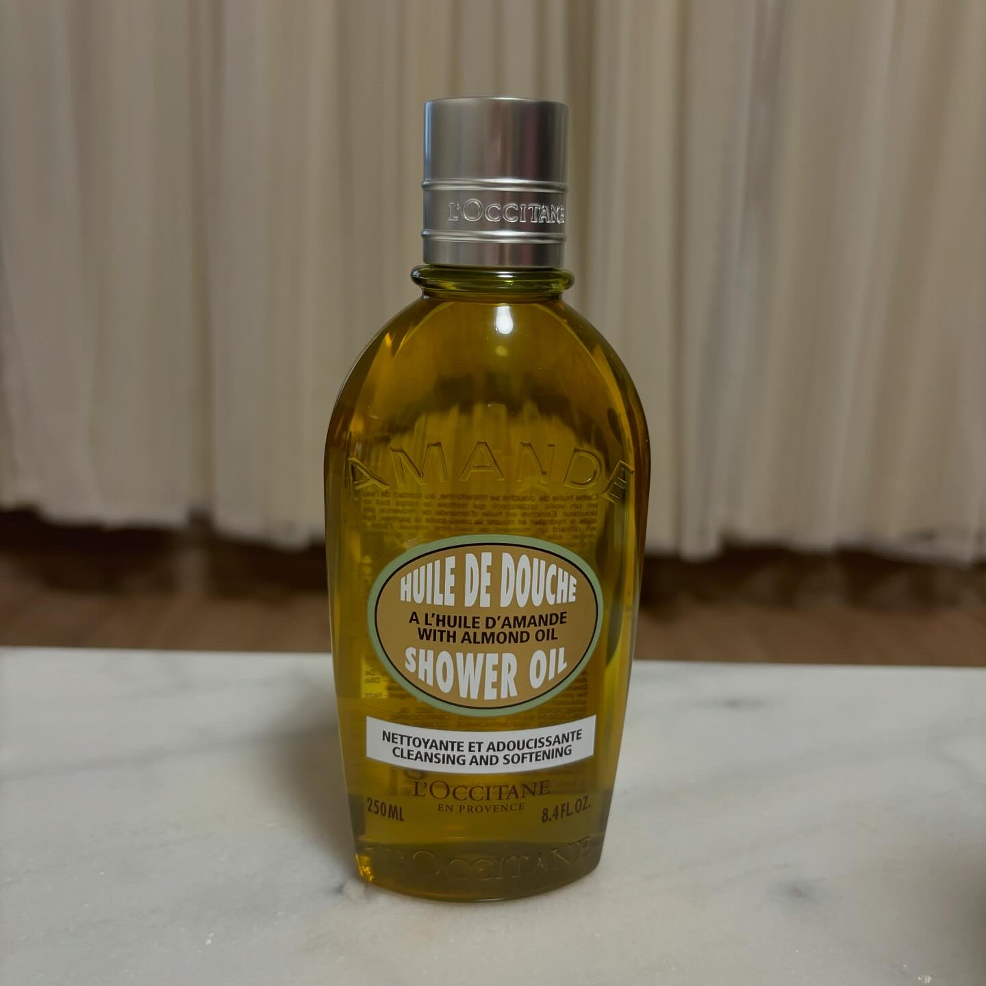 アーモンド モイスチャライジングシャワーオイル/L'OCCITANE/ボディソープを使ったクチコミ（1枚目）