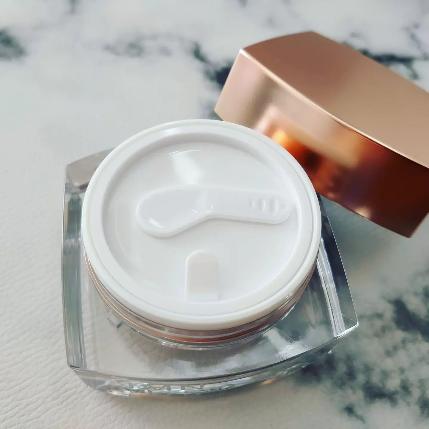 リジュビネイティブセラム/NMNPDS/オールインワン化粧品を使ったクチコミ（2枚目）