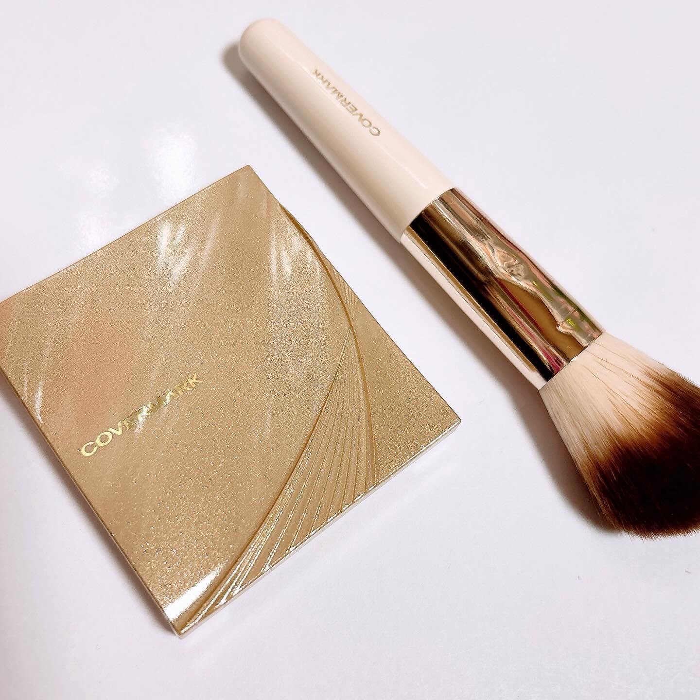 カバーマーク　ライティング カラー パウダー/COVERMARK/パウダーチークを使ったクチコミ（2枚目）