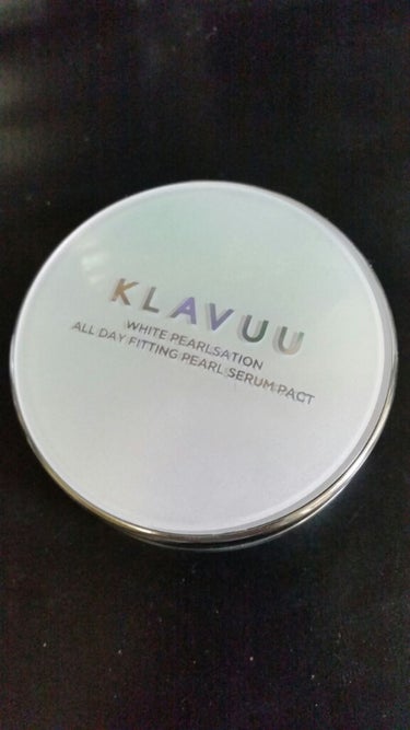 KLAVUU パールセラムパクト #23
SPF50+/PA++++

アクアクッションじゃないほう
ツヤ肌というより陶器肌系セミマット
毛穴カバー完璧
均一で肌をフラットにしてくれる
重ねても厚塗り感