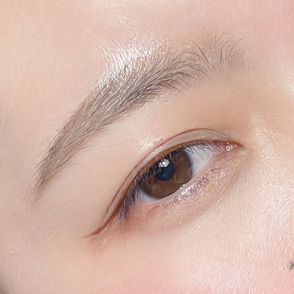 「密着アイライナー」ショート筆リキッド/デジャヴュ/リキッドアイライナーを使ったクチコミ(4枚目)