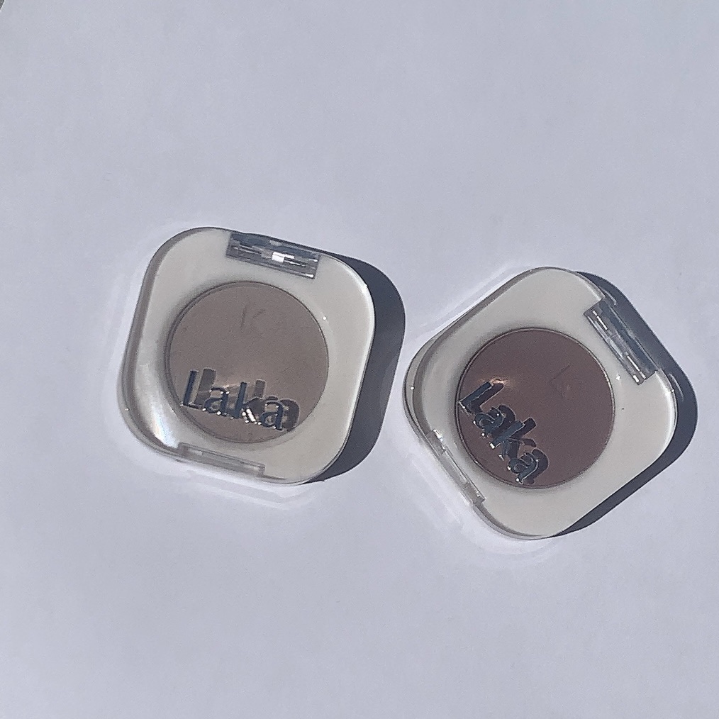 モノアイシャドウ 910 フォグ/Laka/単色アイシャドウを使ったクチコミ（2枚目）