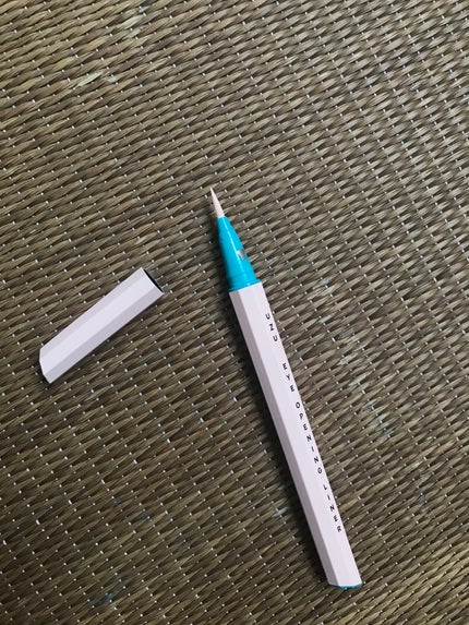 EYE OPENING LINER/UZU BY FLOWFUSHI/リキッドアイライナーを使ったクチコミ(1枚目)