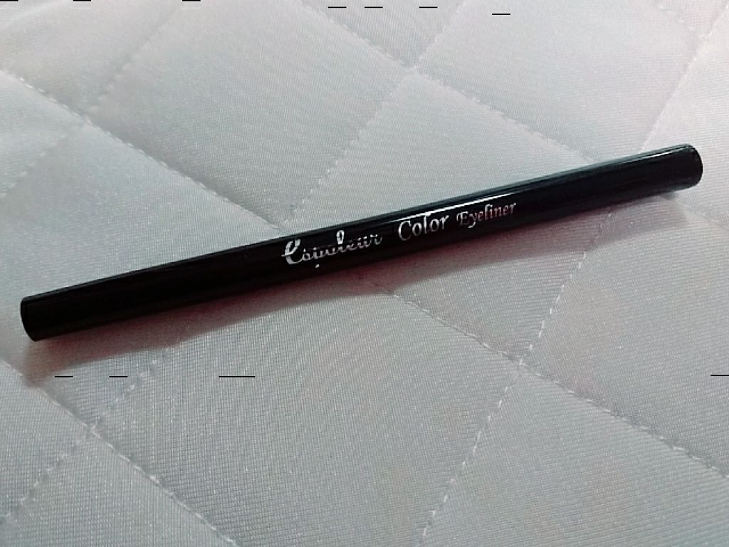 エスポルールカラーアイライナー/エスポルール/リキッドアイライナーを使ったクチコミ（1枚目）