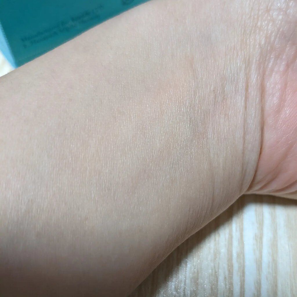 リプレニッシングアイクリーム/Lavido/アイケア・アイクリームを使ったクチコミ（3枚目）