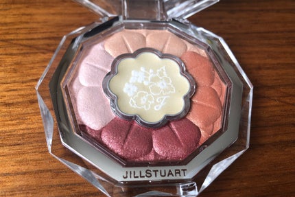 ジルスチュアート ブルームクチュール アイズ/JILL STUART/アイシャドウパレットを使ったクチコミ(5枚目)