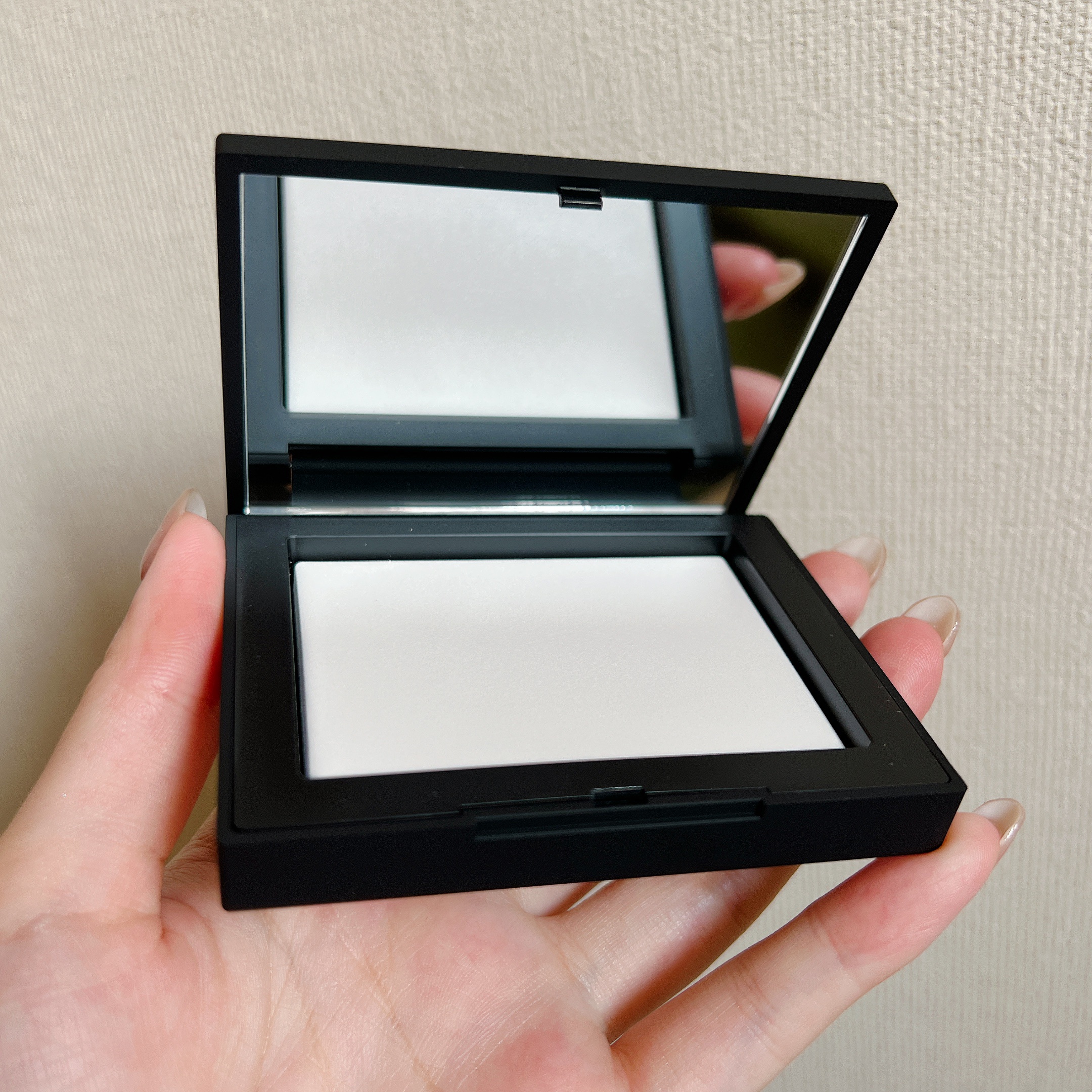 ライトリフレクティングセッティングパウダー　プレスト　N/NARS/プレストパウダーを使ったクチコミ（2枚目）