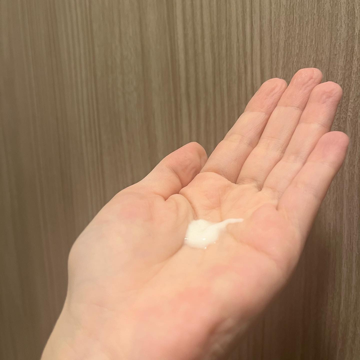 チーズフォンデュうるツヤセラム/Julioly/美容液を使ったクチコミ（2枚目）