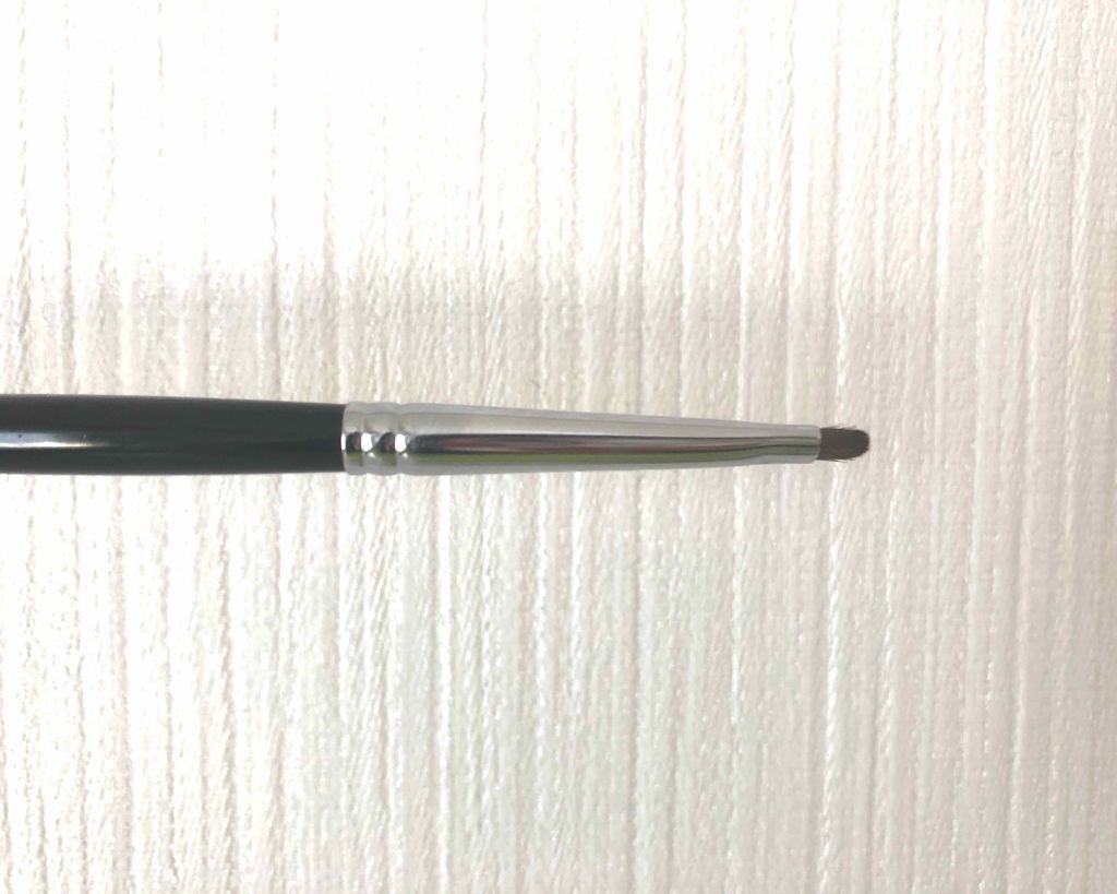 ブラシ 4F/shu uemura/メイクブラシを使ったクチコミ（3枚目）