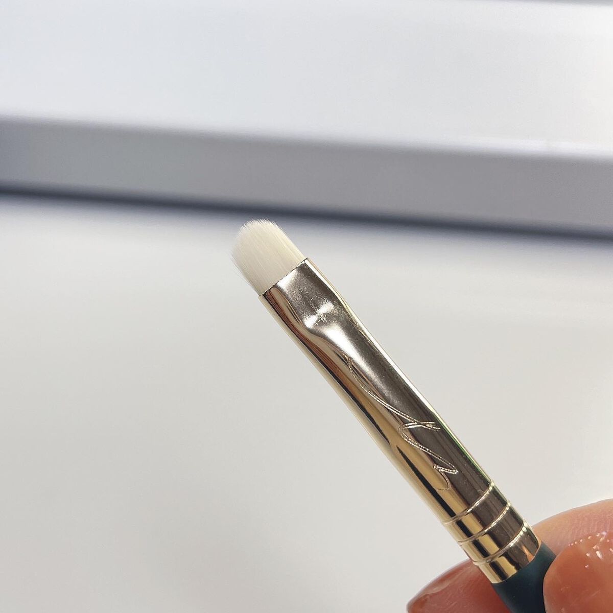 NUN06 アイラインスマージブラシ/okhee/メイクアップキットを使ったクチコミ(4枚目)