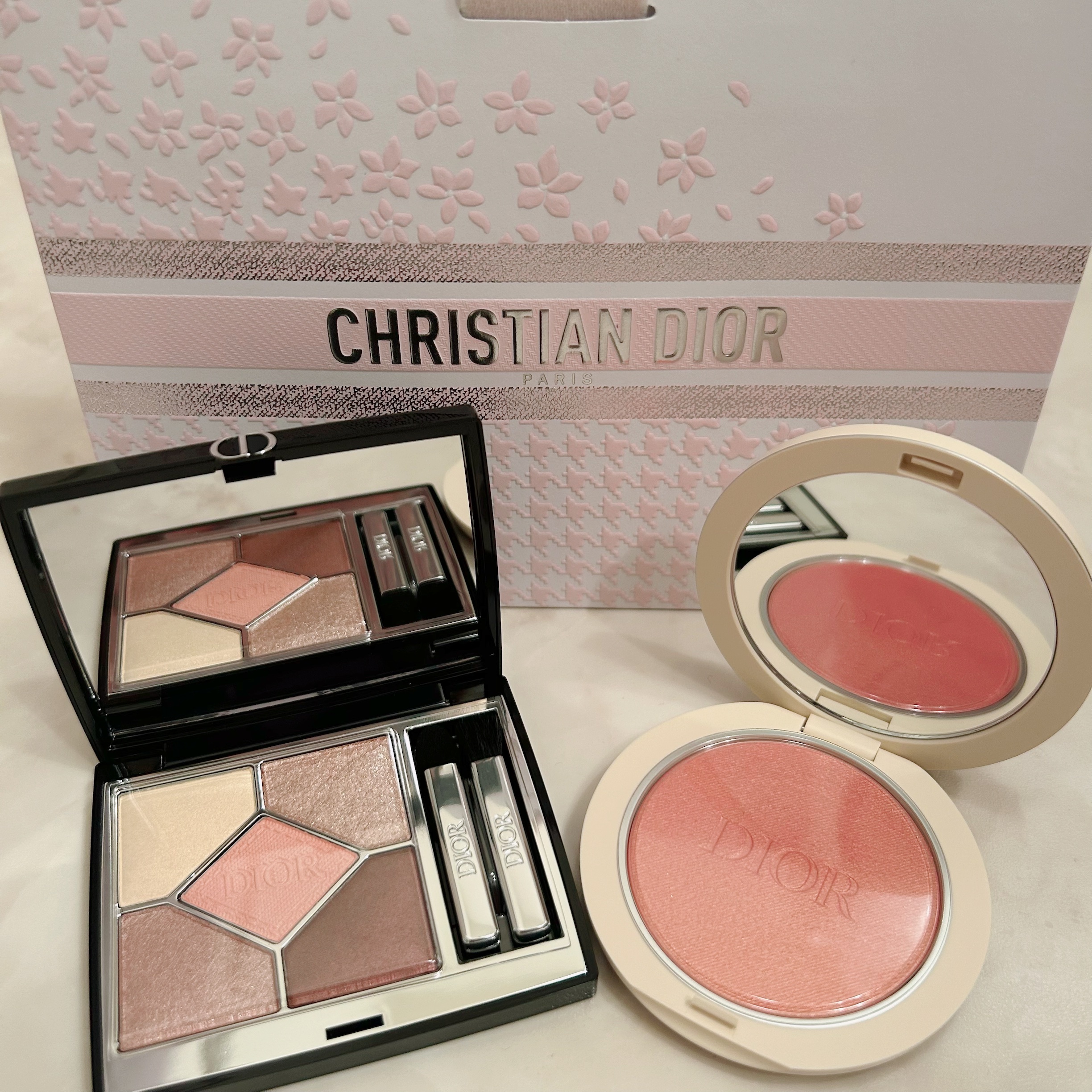 ディオールスキン フォーエヴァー クチュール ルミナイザー/Dior/プレストパウダーを使ったクチコミ（1枚目）