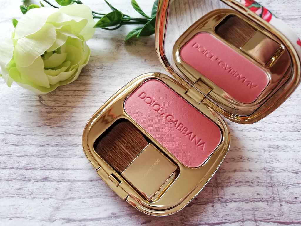 ブラッシュオブローズ ルミナスチークカラー/DOLCE&GABBANA BEAUTY/パウダーチークを使ったクチコミ(2枚目)