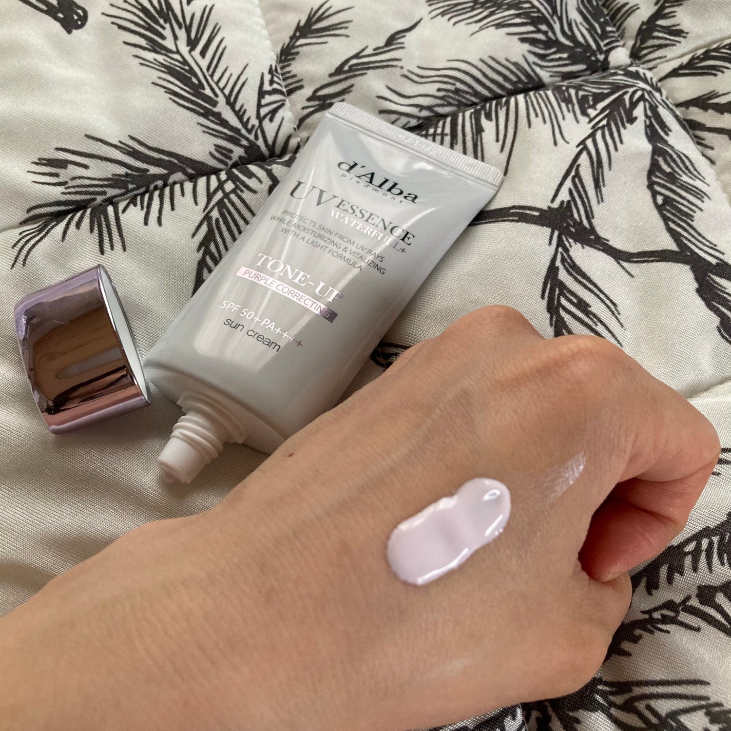 ダルバ ウォータフル トーンアップ サンクリーム(パープル)/ダルバ/日焼け止めクリームを使ったクチコミ(2枚目)