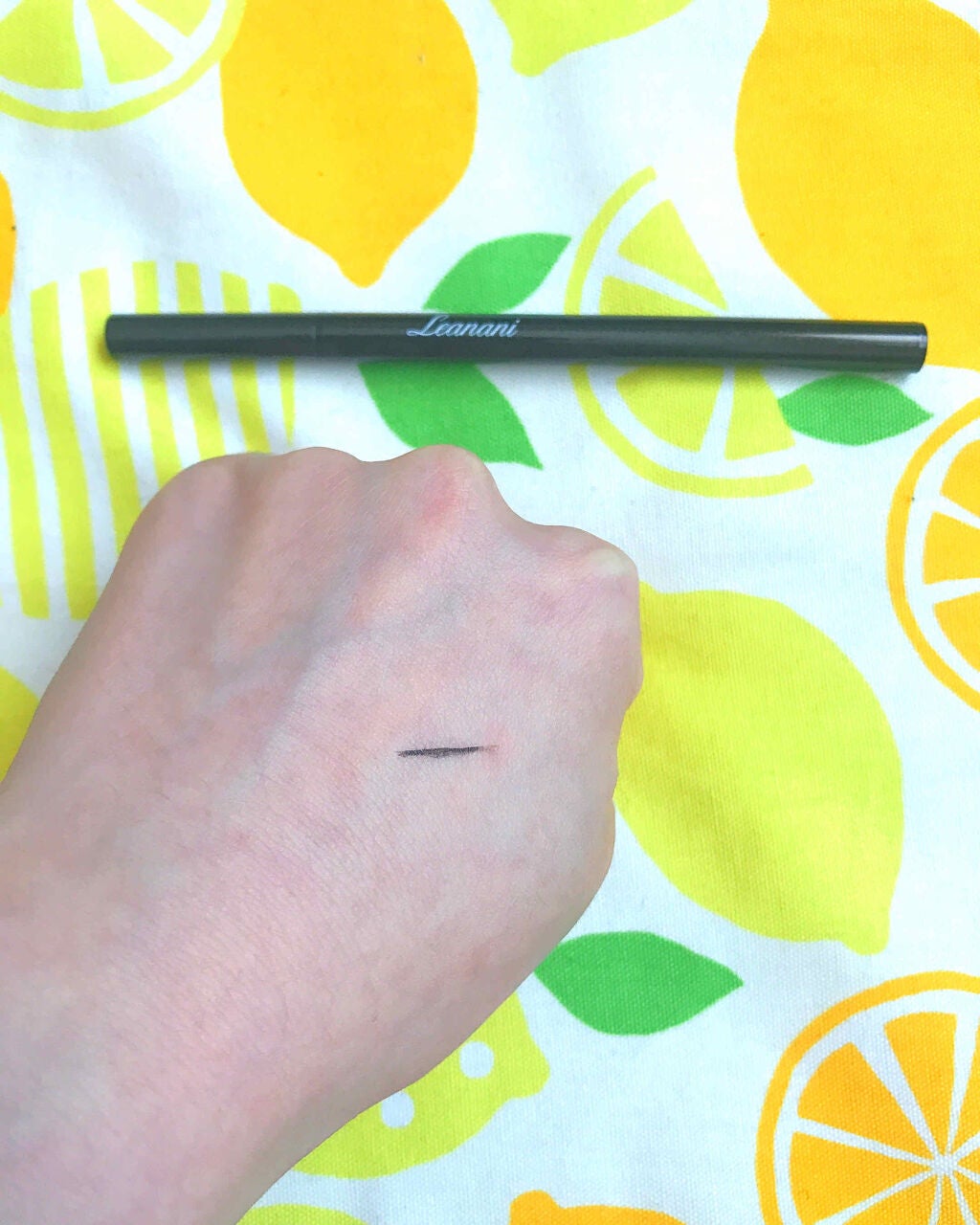 レアナニプレミアムリキッドアイライナーS/Leanani/リキッドアイライナーを使ったクチコミ(2枚目)