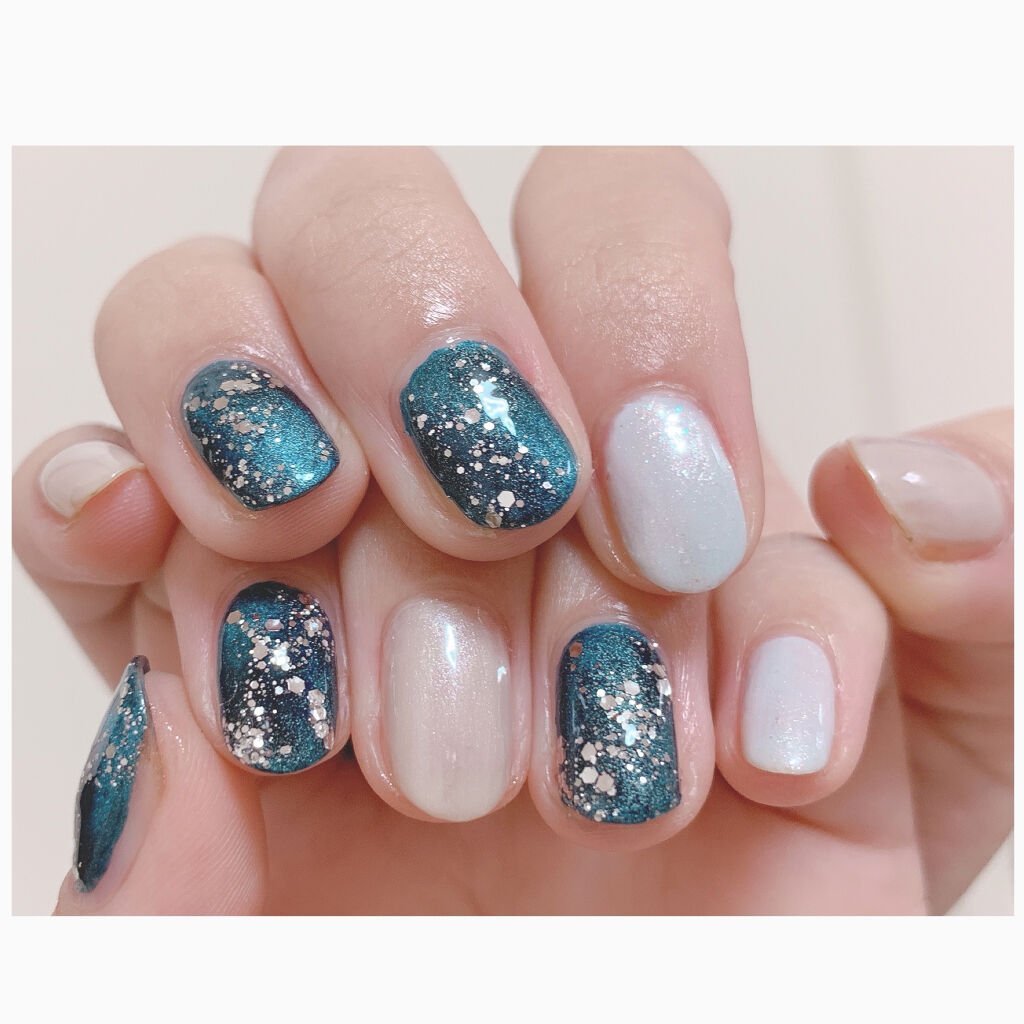 AT ネイルグリッター 03 シルバー/Art Collection/マニキュアを使ったクチコミ（2枚目）