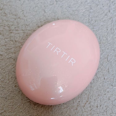TIRTIR
マスクフィットオールカバークッション
ピンク　21N

こちら私は2個目を使っています。
セミマットな仕上がりになります。
私は混合肌のため、こちらを使用後パウダーで
ペタペタ感を抑えて使